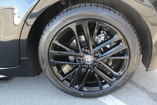 Certified 2025 Toyota Camry SE FWD image 10
