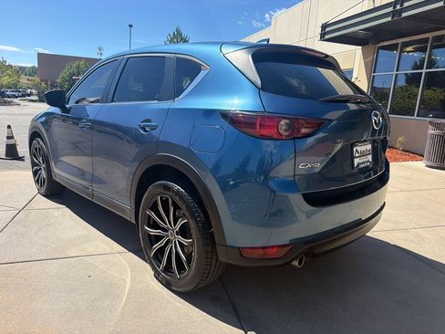 Used 2018 MAZDA CX-5 Touring w/ Preferred Equipment Package FWD image 8