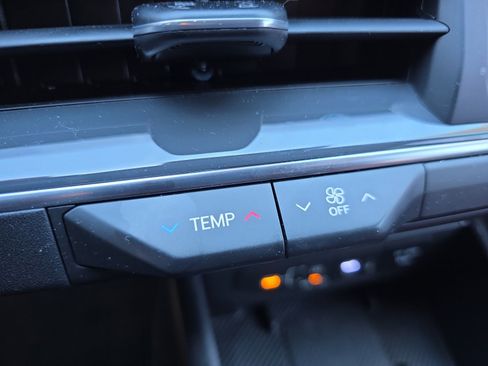 Certified 2025 Kia K4 GT-Line w/ GT-Line Premium Package image 16