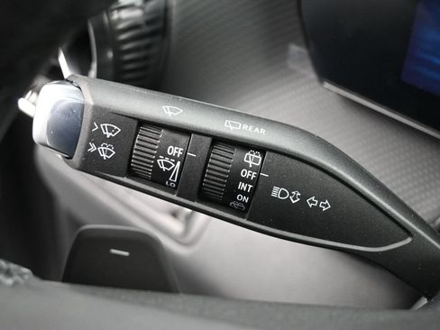 New 2026 Chevrolet Equinox LT FWD image 25