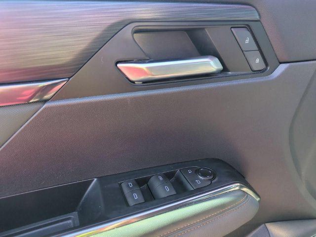 Used 2024 GMC Acadia AT4 w/ LPO, Floor Liner Package AWD/4WD image 15