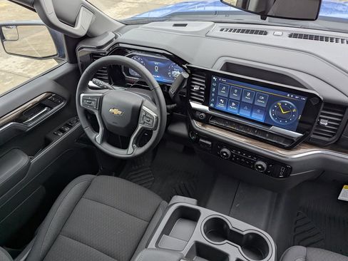 New 2026 Chevrolet Silverado 1500 LT w/ Z71 Off-Road Package image 17