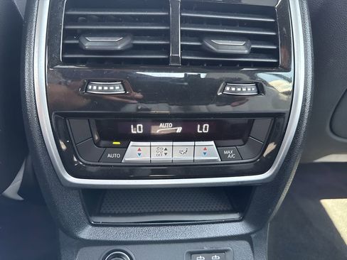 Used 2023 BMW X7 xDrive40i w/ M Sport Package image 14