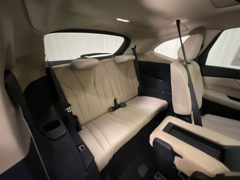 New 2026 Acura MDX SH-AWD image 24