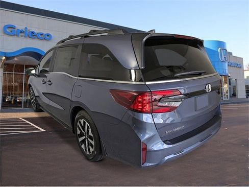New 2026 Honda Odyssey EX-L image 3