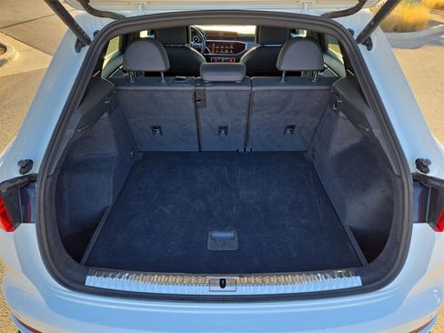 Used 2024 Audi Q3 2.0T Premium image 12