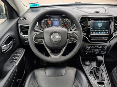 Used 2022 Jeep Cherokee Limited AWD/4WD image 19
