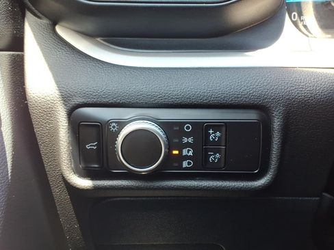 Certified 2023 Ford Explorer XLT RWD image 27