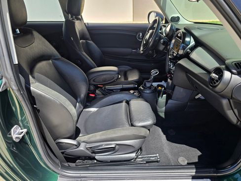 Used 2014 MINI Cooper 2-Door Hardtop FWD image 22