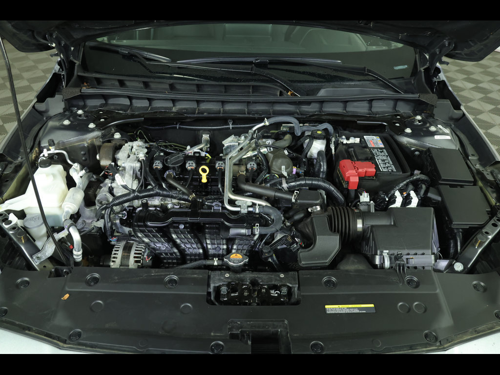Used 2025 Nissan Altima 2.5 SV FWD image 18