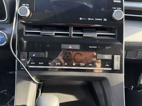 Used 2019 Toyota Avalon XSE w/ All Weather Liner Package image 20