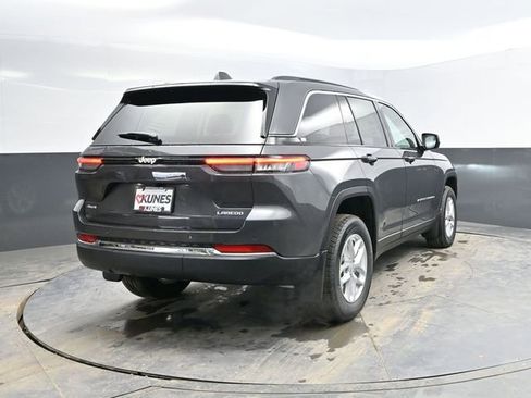 New 2026 Jeep Grand Cherokee Laredo AWD/4WD image 6