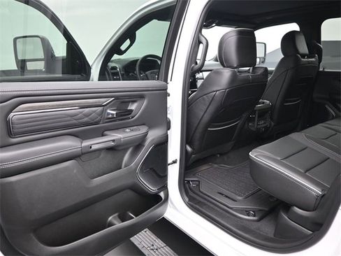 New 2025 RAM 1500 Limited image 15