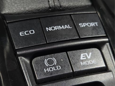 Certified 2025 Toyota Camry SE w/ Convenience Package FWD image 22