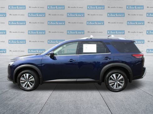 Used 2024 Nissan Pathfinder SL w/ Cargo Package image 10