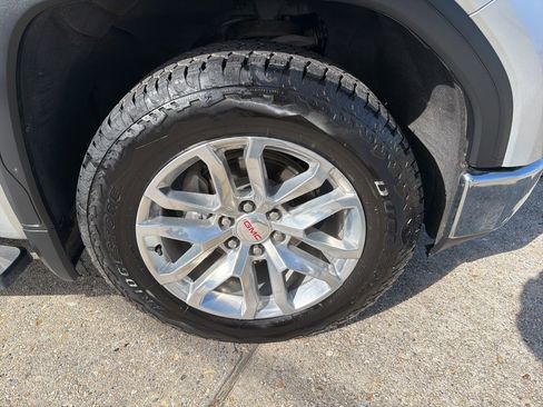 Used 2020 GMC Sierra 1500 SLT image 25