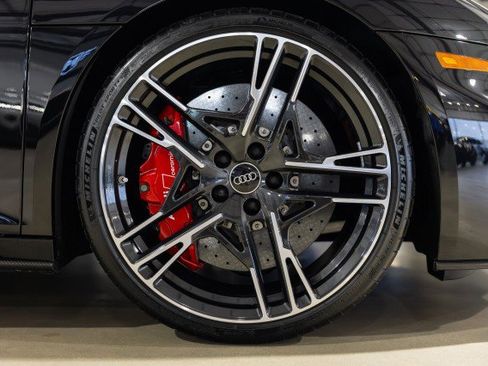 Used 2022 Audi R8 V10 performance image 31