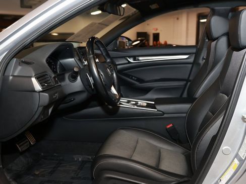 Used 2022 Honda Accord Sport image 10