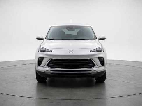 Used 2025 Buick Encore GX Preferred image 2