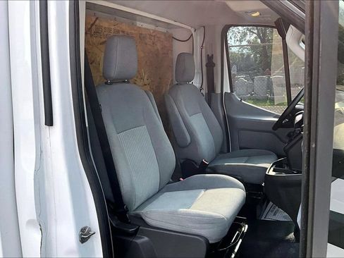 Used 2016 Ford Transit 250 138 RWD image 7