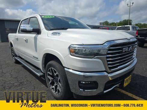 Used 2025 RAM 1500 Laramie AWD/4WD image 1