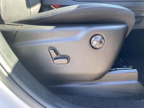 Used 2025 Dodge Durango GT image 33