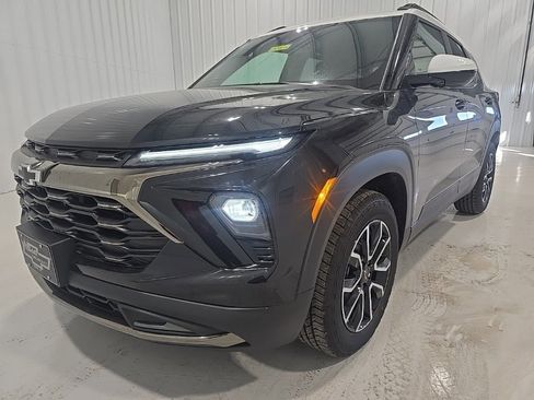 New 2026 Chevrolet TrailBlazer ACTIV w/ Convenience Package image 3