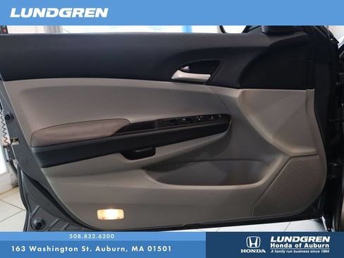 Used 2011 Honda Accord LX image 9