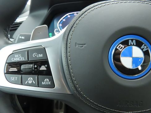 Certified 2023 BMW X5 xDrive45e w/ Executive Package image 11