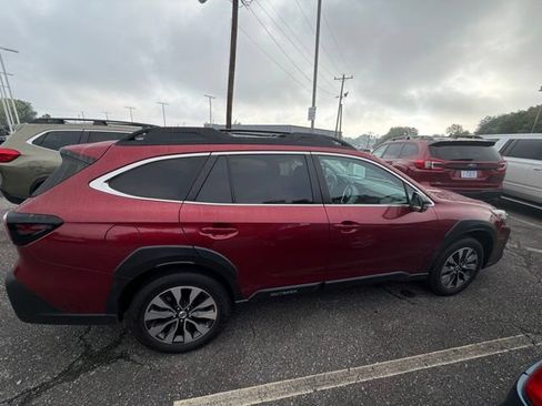 Certified 2024 Subaru Outback Limited AWD/4WD image 4