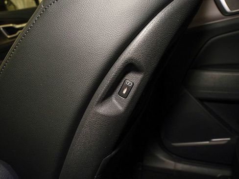 New 2026 Kia Sportage EX FWD image 9