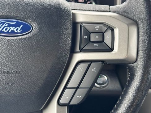 Used 2020 Ford F150 Lariat AWD/4WD image 10