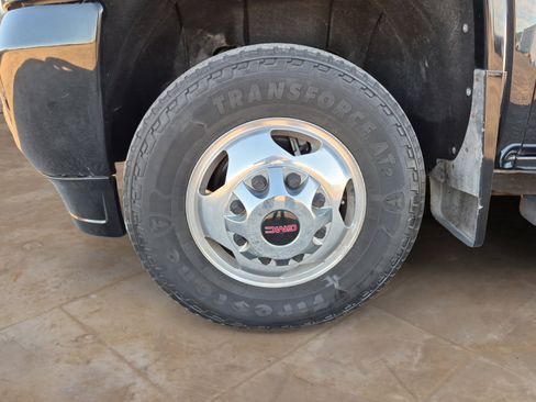 Used 2018 GMC Sierra 3500 Denali image 28