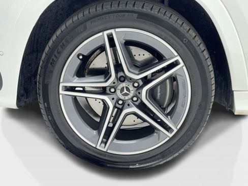 Used 2025 Mercedes-Benz GLS 450 4MATIC w/ AMG Line Exterior image 54