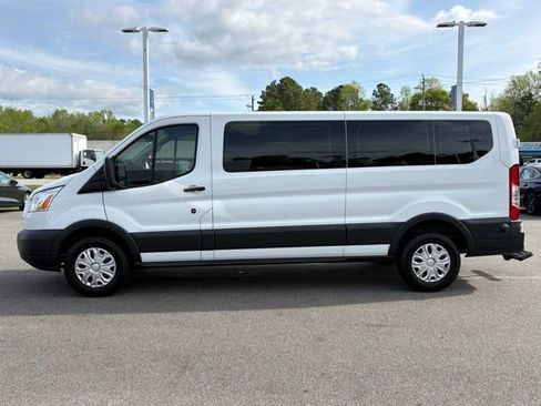 Used 2018 Ford Transit 350 XLT RWD image 2