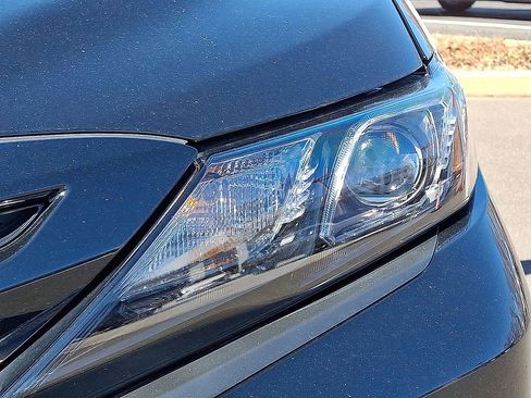 Used 2024 Toyota Camry SE w/ Cold Weather Package image 10