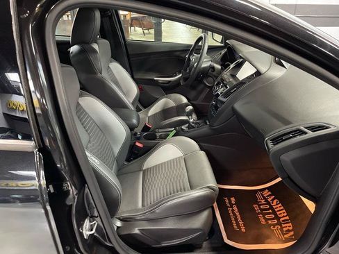 Used 2013 Ford Focus ST FWD image 38