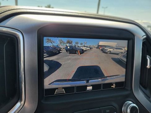 Used 2020 GMC Sierra 3500 SLE w/ SLE Value Package image 25