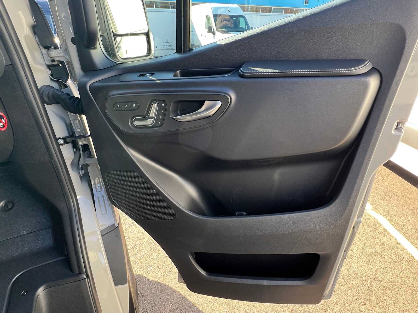 Used 2026 Mercedes-Benz Sprinter 2500 image 11