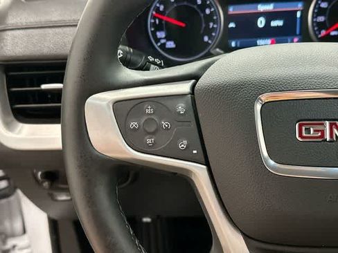 Used 2024 GMC Terrain SLT w/ LPO, Floor Liner Package AWD/4WD image 8