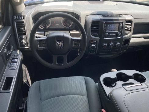 Used 2018 RAM 1500 Express AWD/4WD image 20