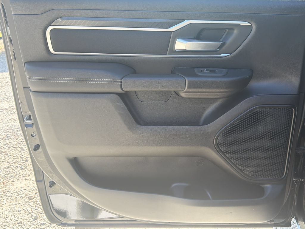 Used 2025 RAM 1500 Big Horn AWD/4WD image 21