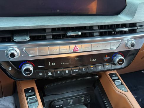 Used 2024 Kia Telluride SX Prestige X-Line image 24