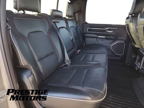 Used 2019 RAM 1500 Laramie AWD/4WD image 35