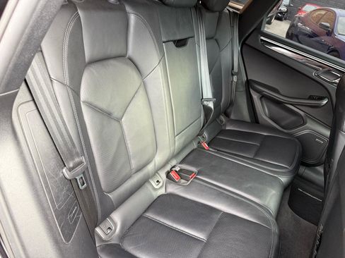 Used 2017 Porsche Macan S AWD/4WD image 8