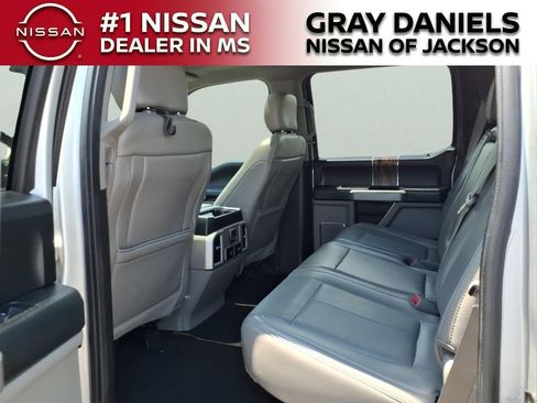 Used 2018 Ford F150 Lariat w/ Equipment Group 502A Luxury AWD/4WD image 27
