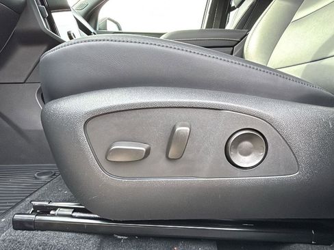 New 2026 GMC Acadia Elevation image 24