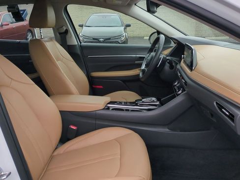 Used 2021 Hyundai Sonata Limited image 25