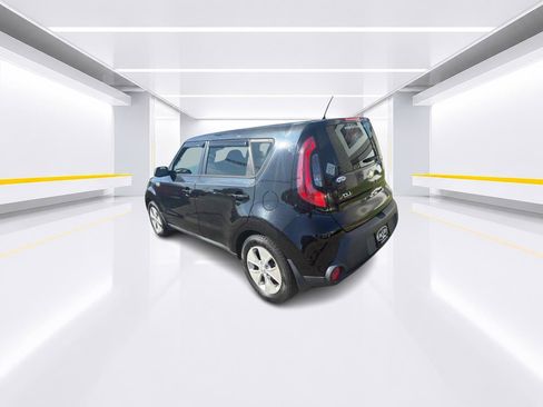 Used 2015 Kia Soul FWD image 6