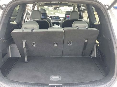 Used 2023 Kia Telluride EX X-Line image 9